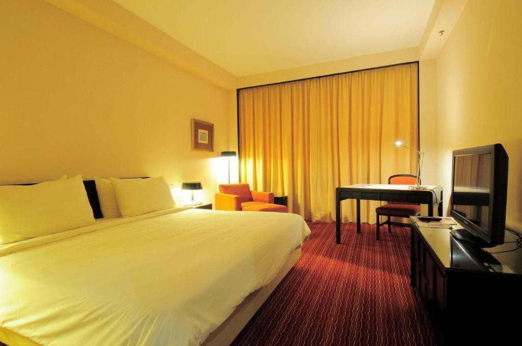 Tanahmas The Sibu Hotel Exterior photo