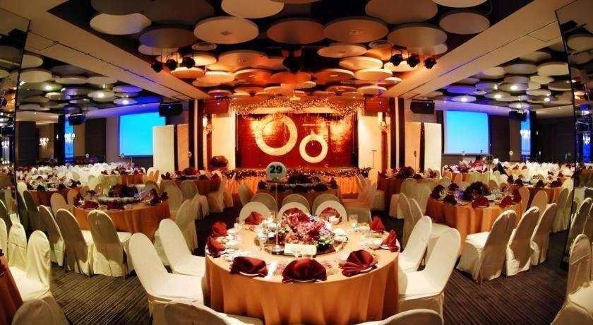 Tanahmas The Sibu Hotel Exterior photo