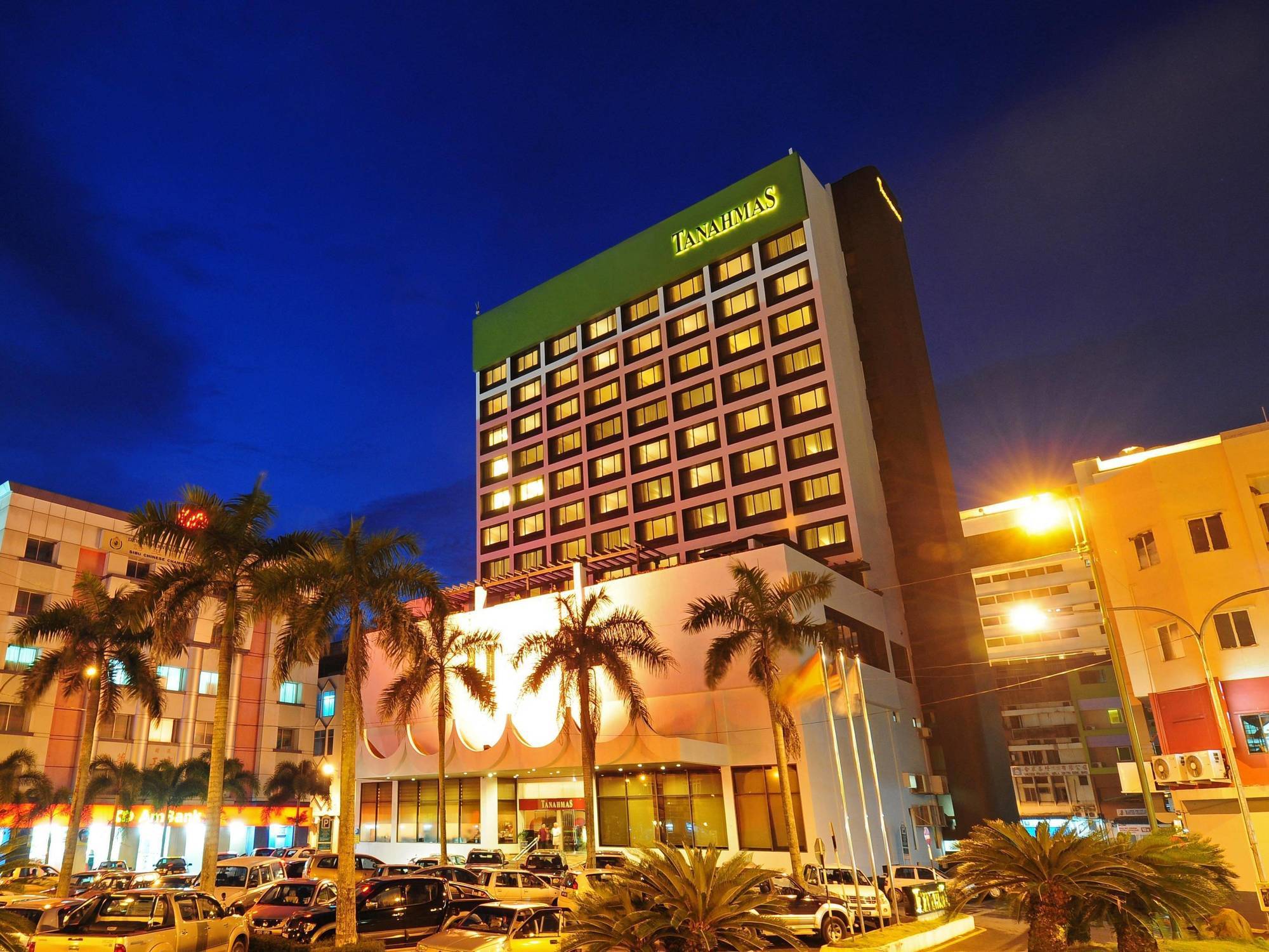 Tanahmas The Sibu Hotel Exterior photo